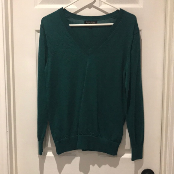 Banana Republic Sweaters - Banana Republic 100% extra fine merino wool top
